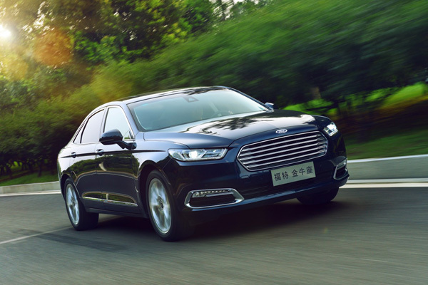 福特金牛座以媲美豪华车的智能科技配置,雅致精湛的制造工艺,凌越同级