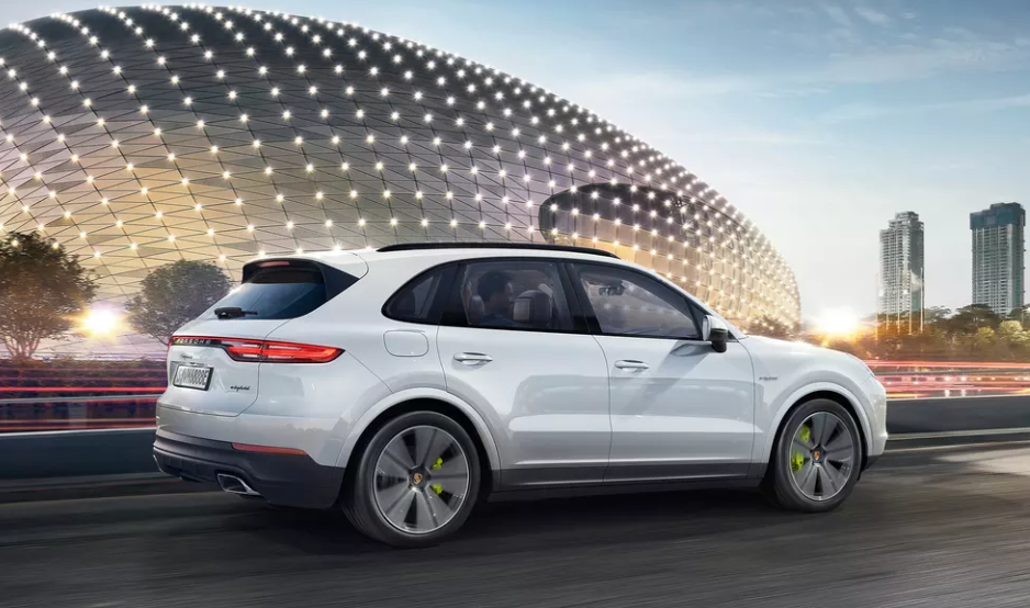 全新保时捷 cayenne e-hybrid : 安心坐享如影随形 - 德阳东风南方